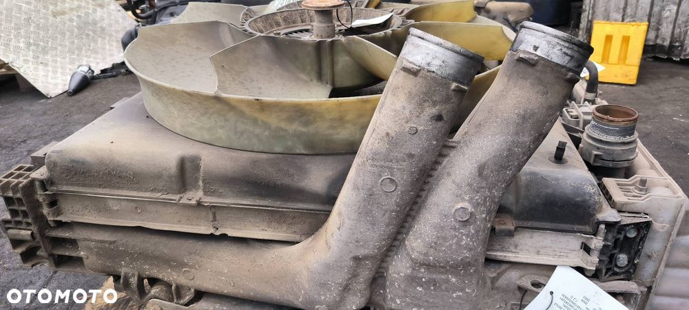 CHŁODNICA WODY MERCDES-BENZ AXOR 2528L - 2