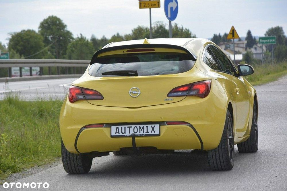 Opel Astra IV GTC 1.4 T Sport - 6