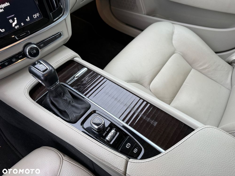Volvo S90 T5 Inscription - 13
