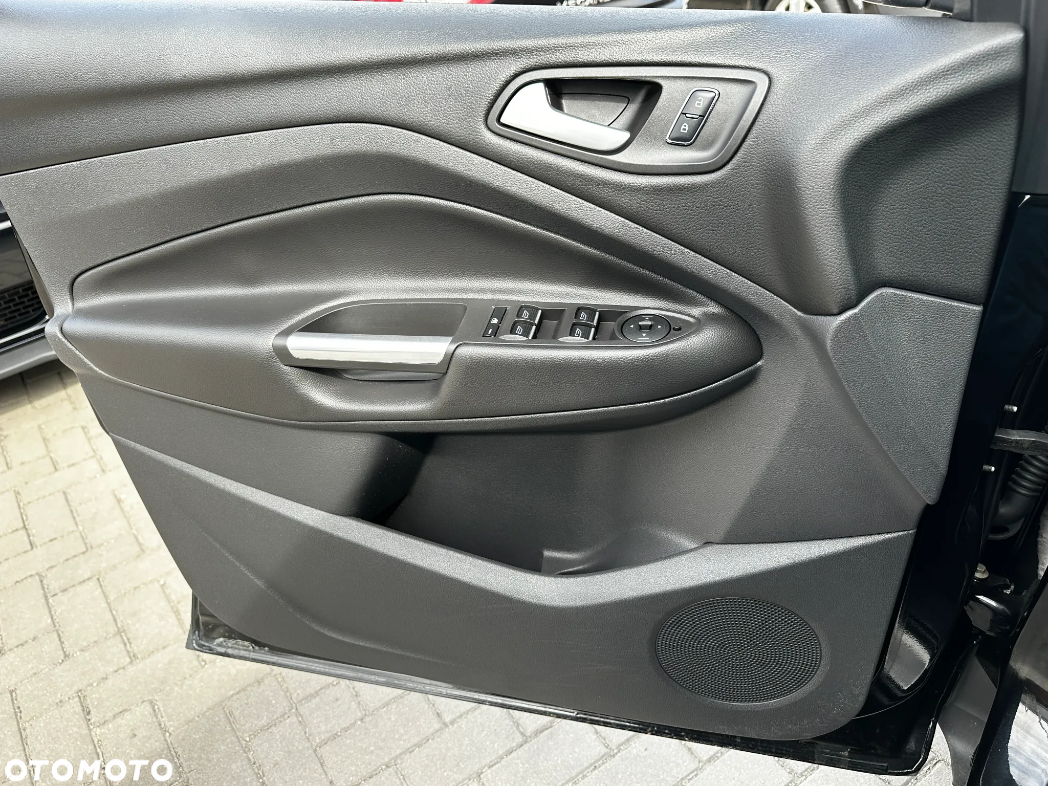 Ford Kuga - 18