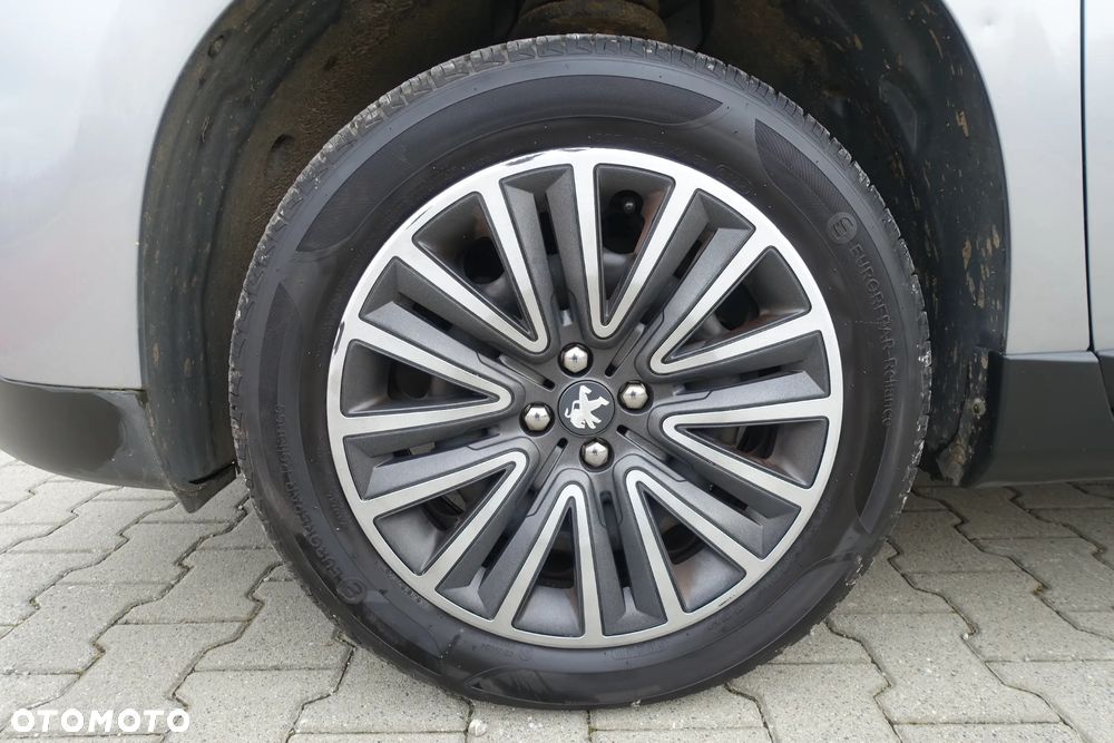 Peugeot 2008 1.2 Pure Tech Active - 9