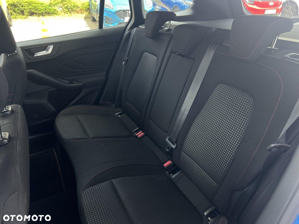 Ford Focus - 13