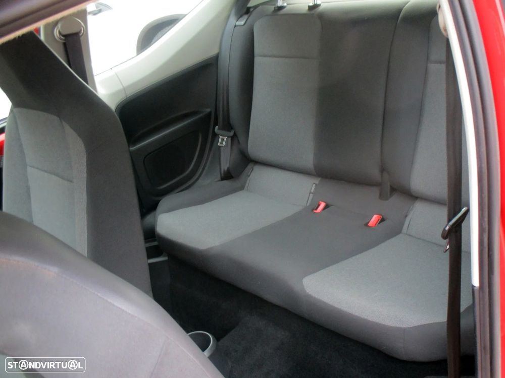VW Up! 1.0 BlueMotion Cheer - 17
