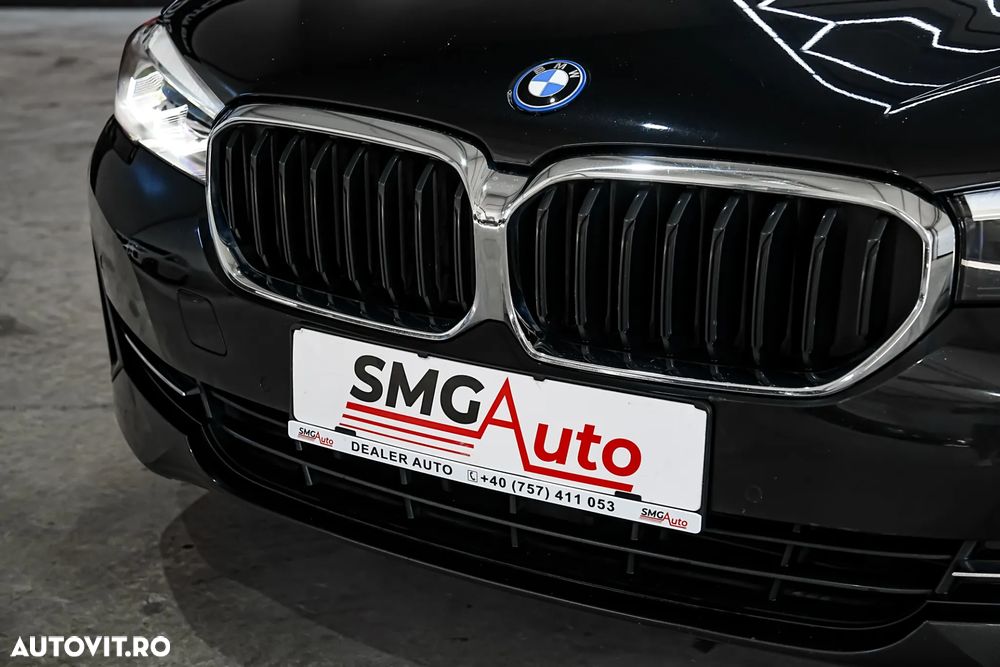 BMW Seria 5 530e Aut. Luxury Line - 32
