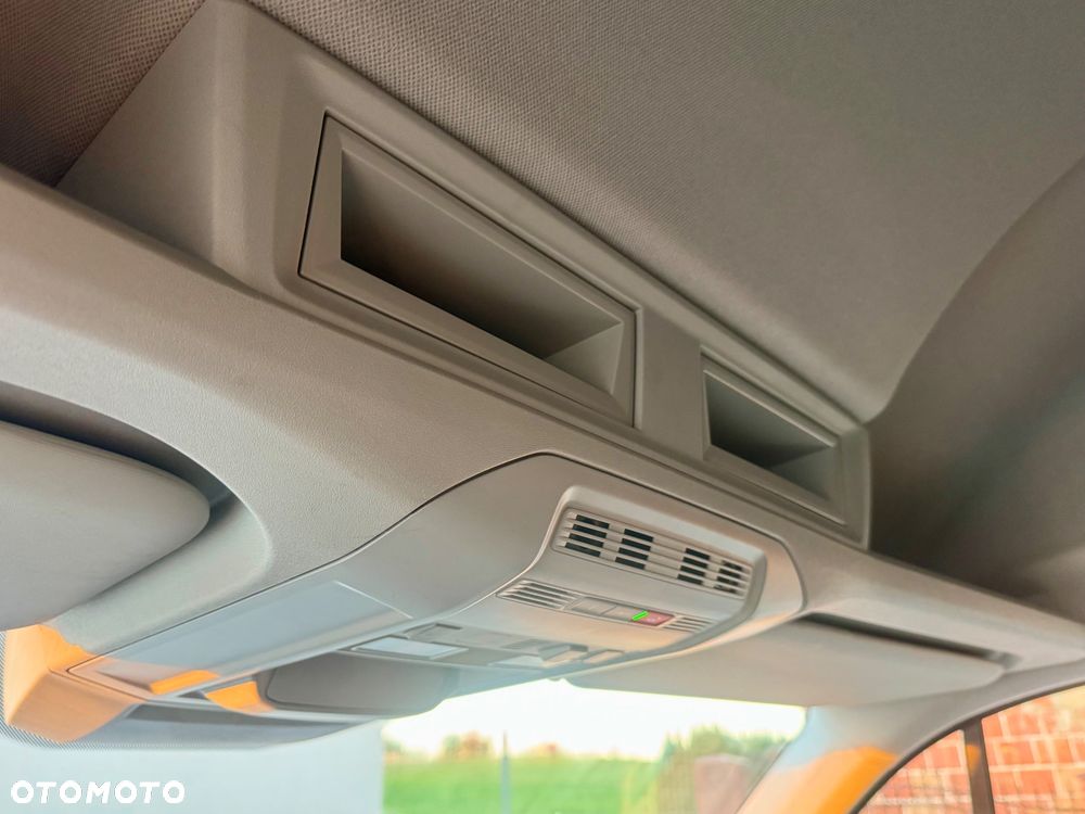 Volkswagen Crafter - 28