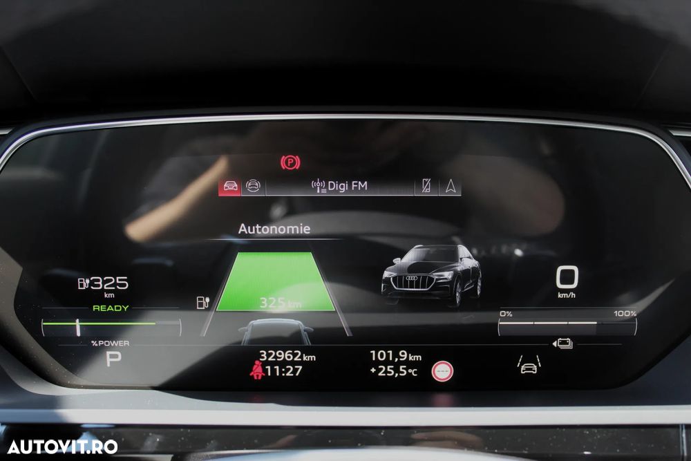 Audi Q8 Sportback e-tron 55 quattro Advanced - 17