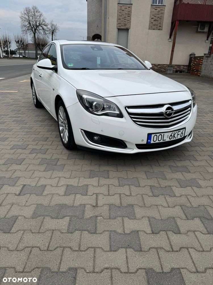 Opel Insignia - 1