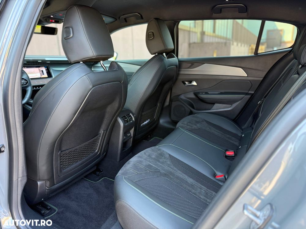 Peugeot 408 180 e-EAT8 GT - 21