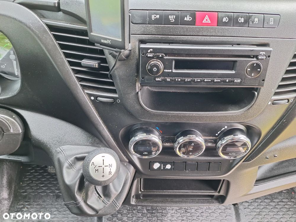 Iveco Daily - 25