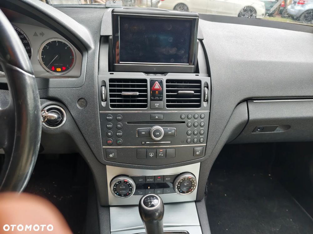 Mercedes-Benz Klasa C 250 CDI DPF (BlueEFFICIENCY) Avantgarde - 20