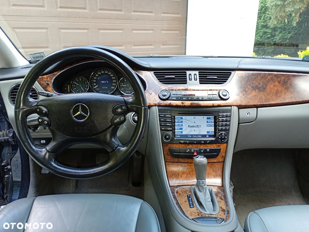 Mercedes-Benz CLS - 22