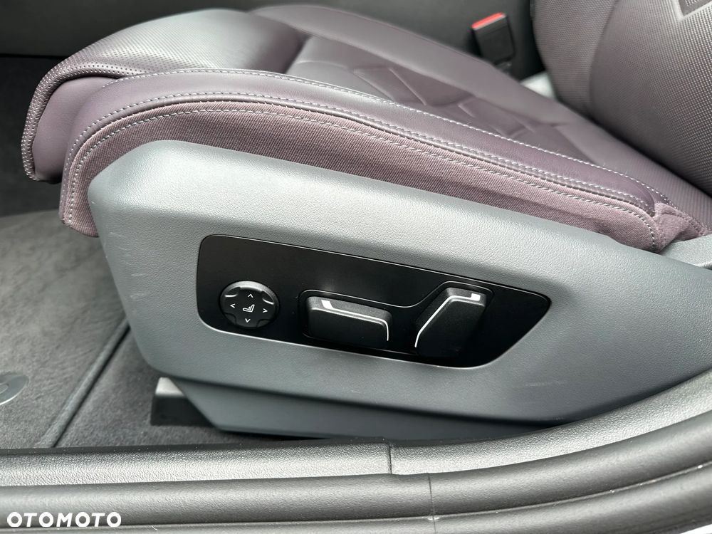 BMW i5 83.9kWh M60 xDrive - 10