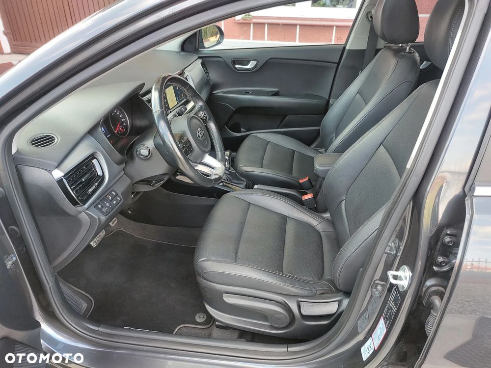 Kia Stonic 1.0 T-GDI DCT OPF Platinum Edition - 10