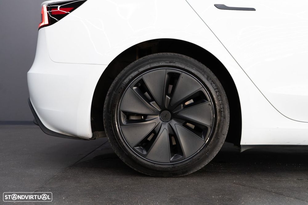 Tesla Model 3 Standard RWD Plus - 14