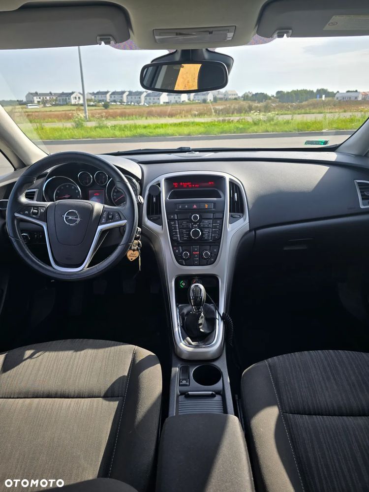 Opel Astra 1.4 Turbo - 6