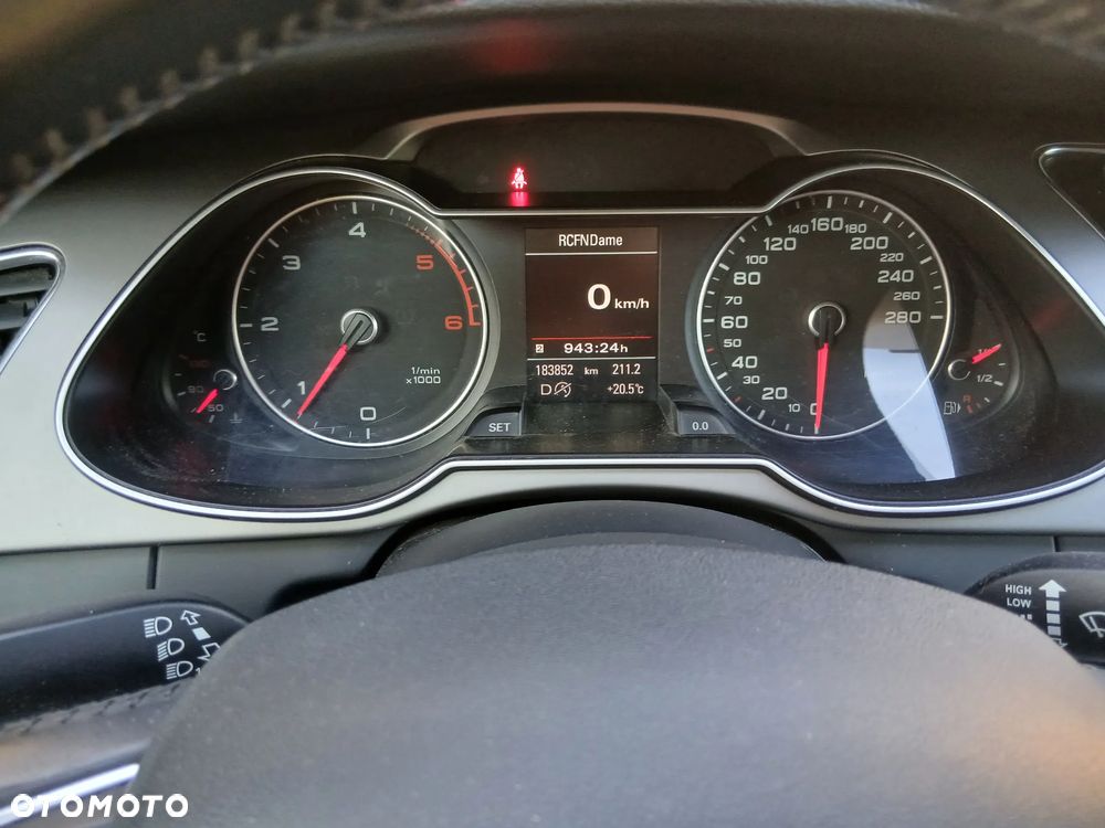 Audi A4 Limousine 2.0 TDI Limited Edition Multitr - 9