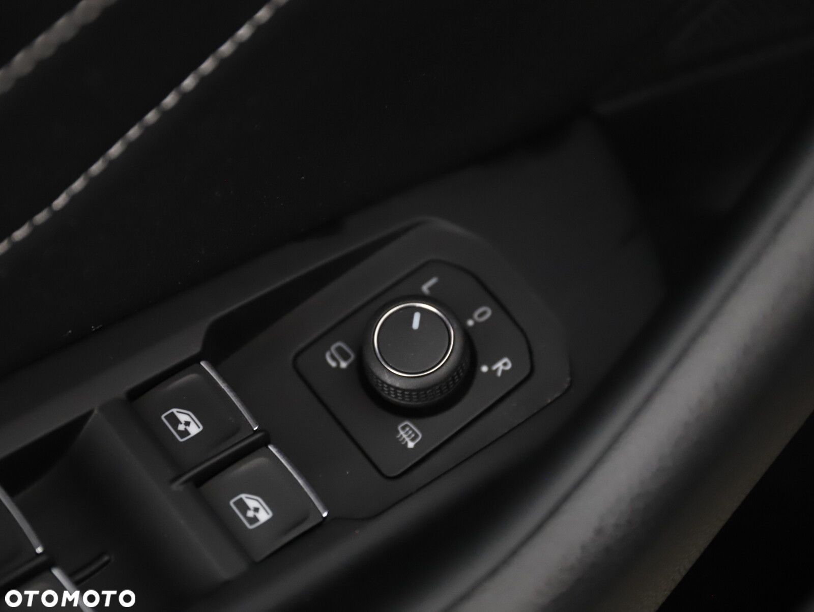 Volkswagen Arteon 2.0 TDI R-Line DSG - 23