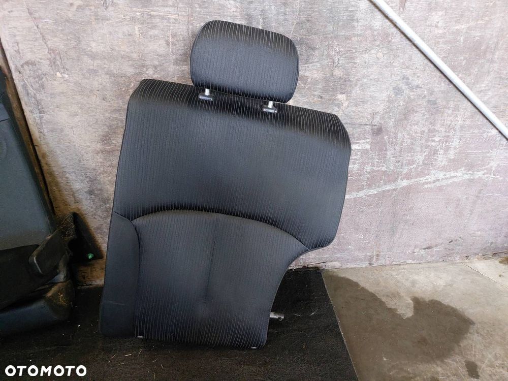 FOTELE LEWY PRAWY KANAPA TYŁ  SUBARU LEGACY V - 6