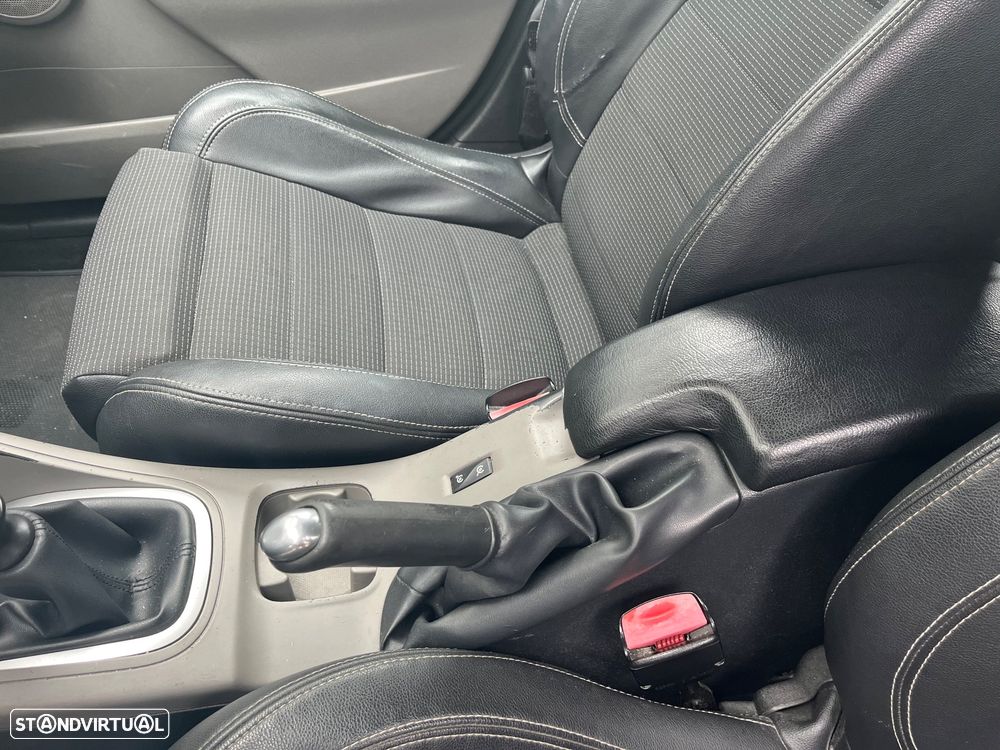 Renault Mégane 1.5 dCi Dynamique - 7