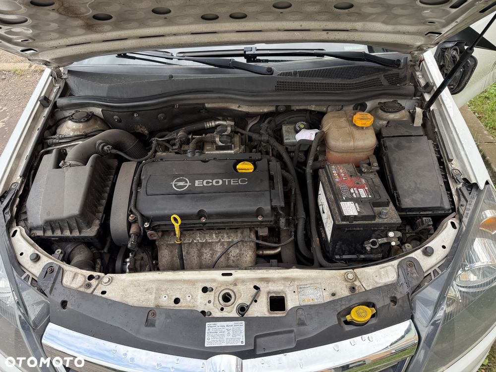 Opel Astra 1.6 - 10