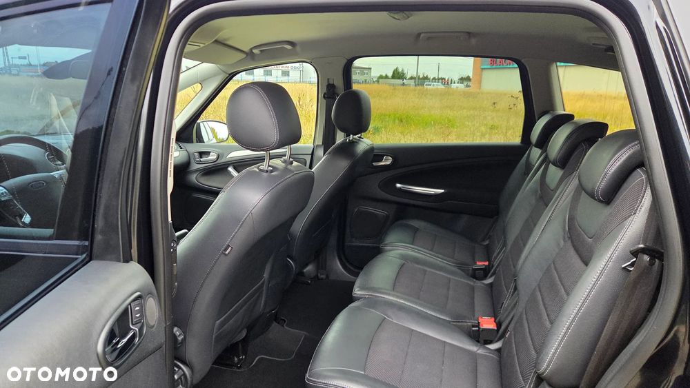 Ford S-Max 2.0 TDCi DPF Titanium - 19