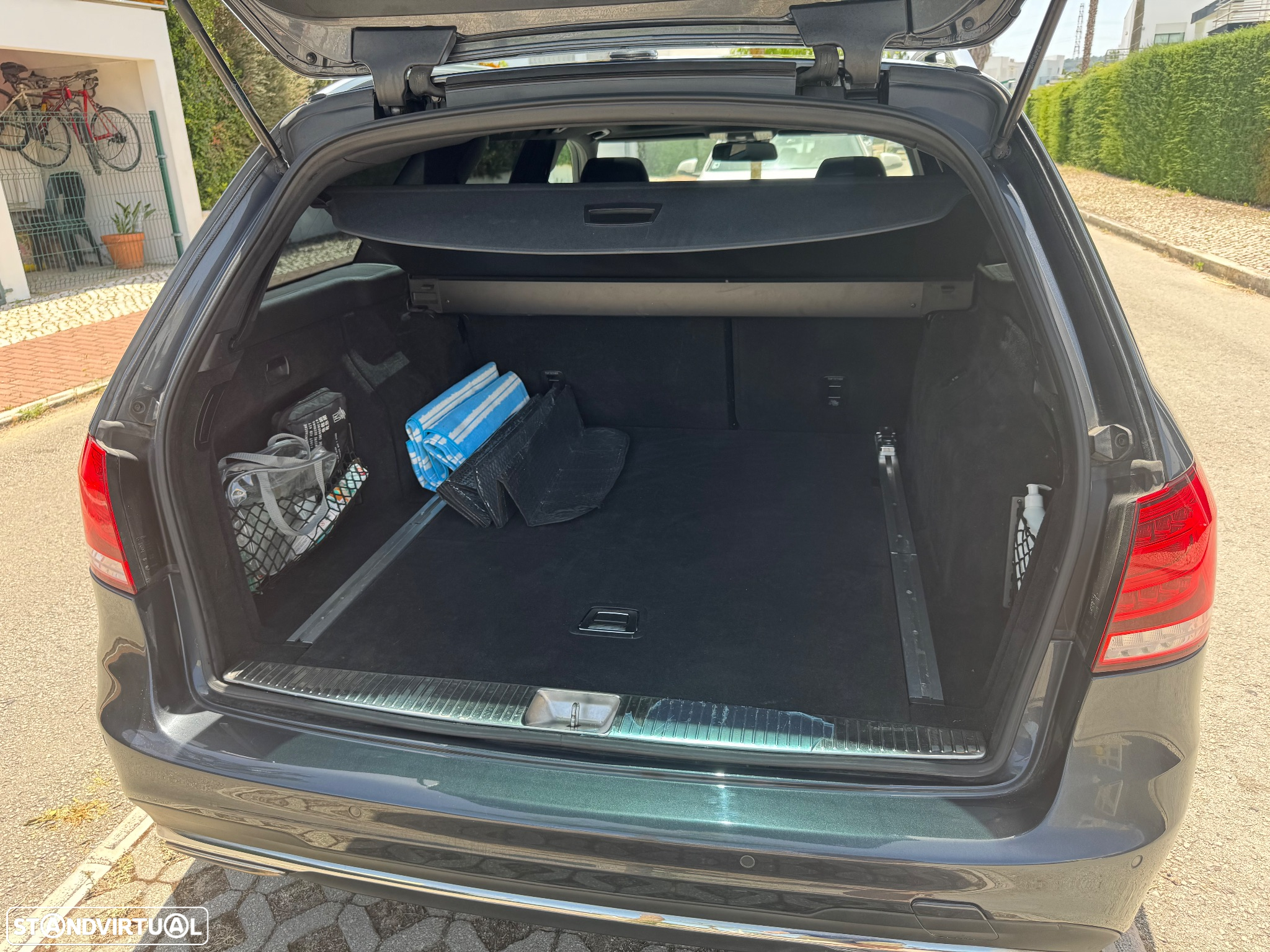 Mercedes-Benz E 300 Bluetec Hybrid Avantgarde - 7