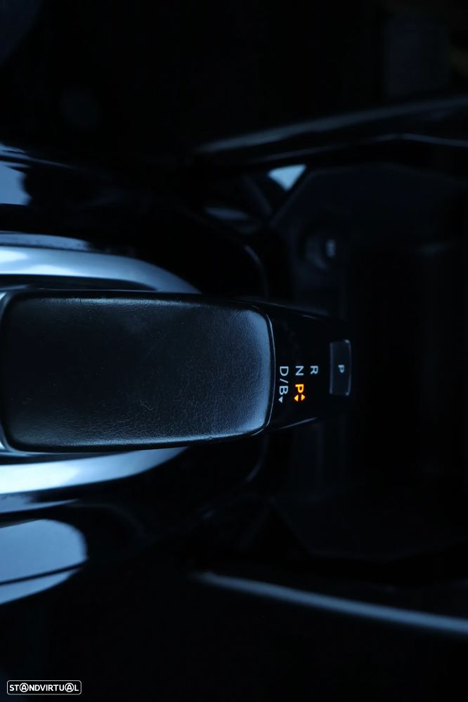 Peugeot e-208 Allure Pack - 16
