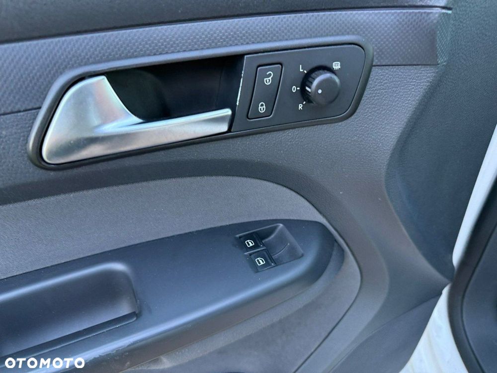 Volkswagen Caddy - 17