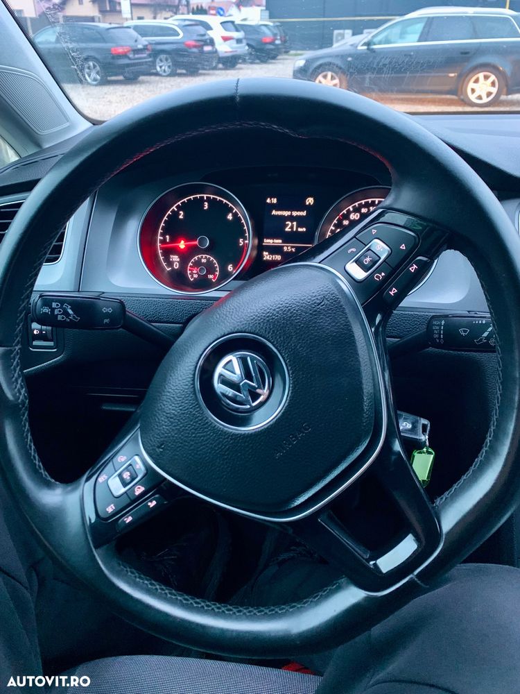 Volkswagen Golf 1.6 TDI BlueMotion Technology Comfortline - 9