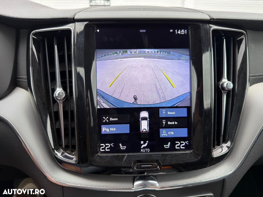 Volvo XC 60 B5 MHEV AT8 AWD Inscription - 17