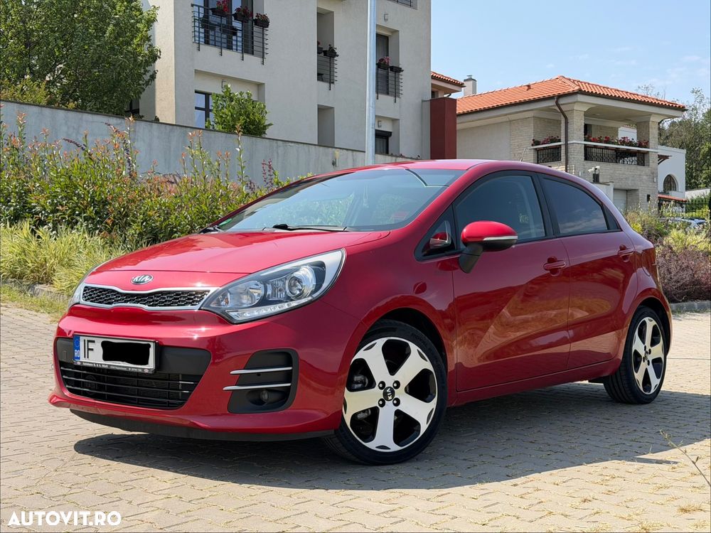 Kia Rio 1.1 CRDI Uefa Euro 2016 - 1