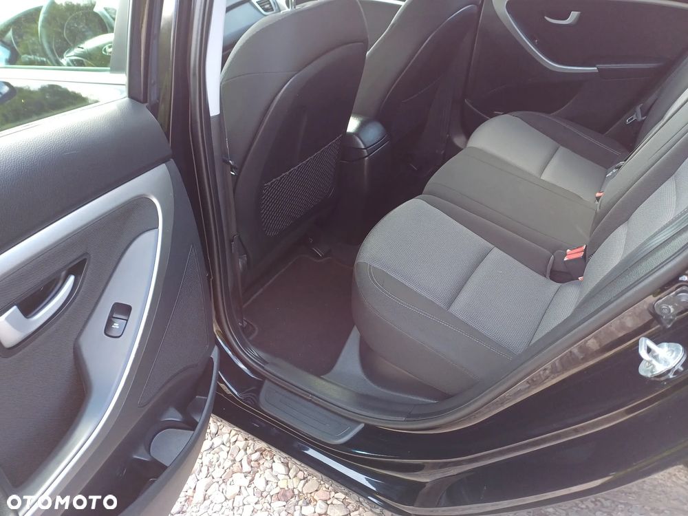 Hyundai i30 1.6 Fifa World Cup Edition - 15