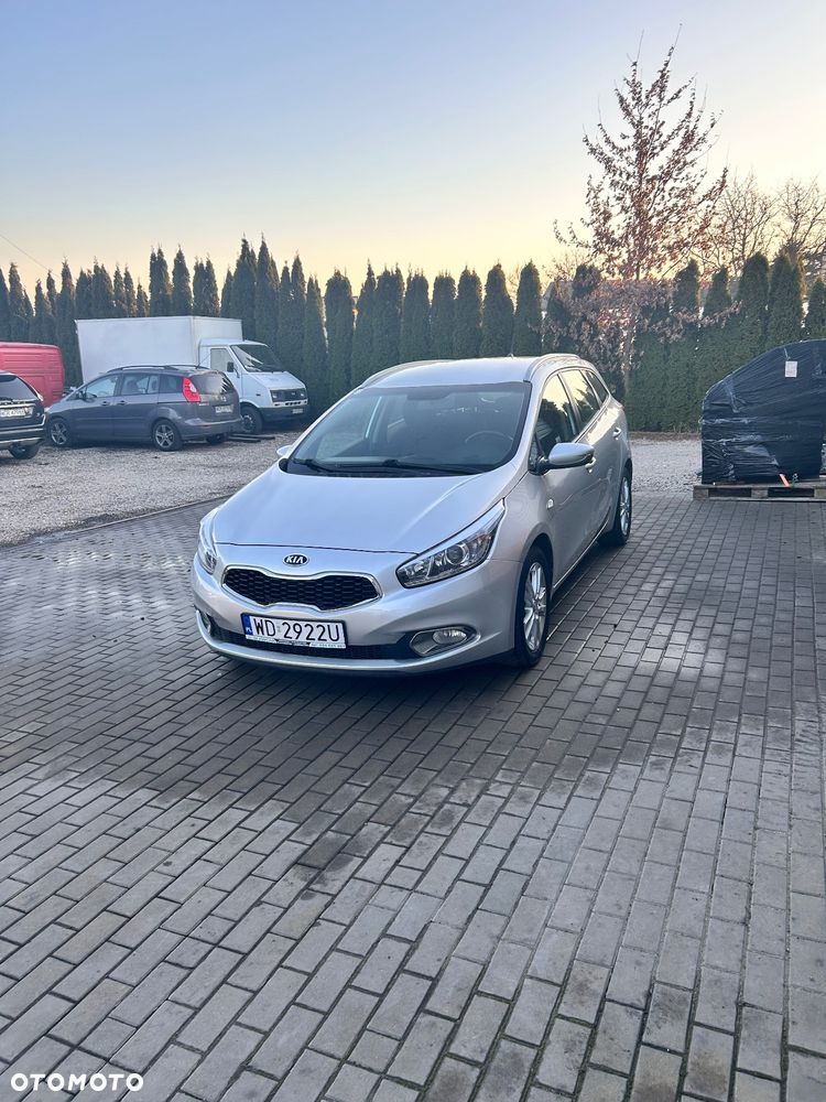 Kia Ceed - 5