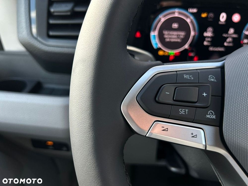 Volkswagen Crafter 35 2.0 TDI L3H3 177 KM AUTOMAT - 18