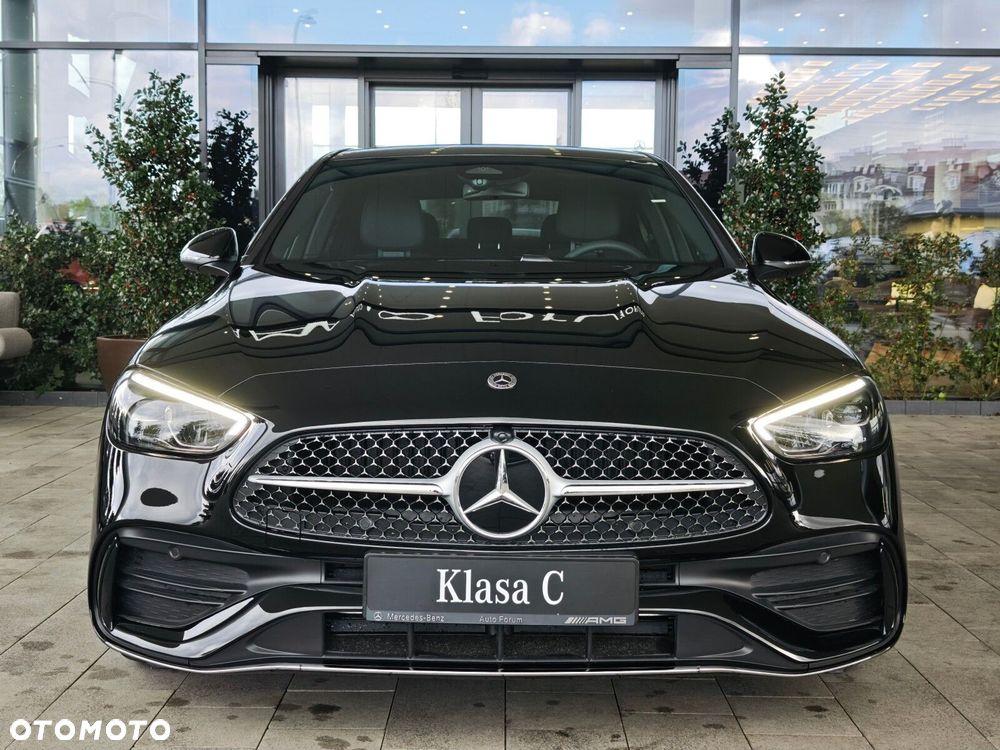 Mercedes-Benz C-Class 2026 photo 2