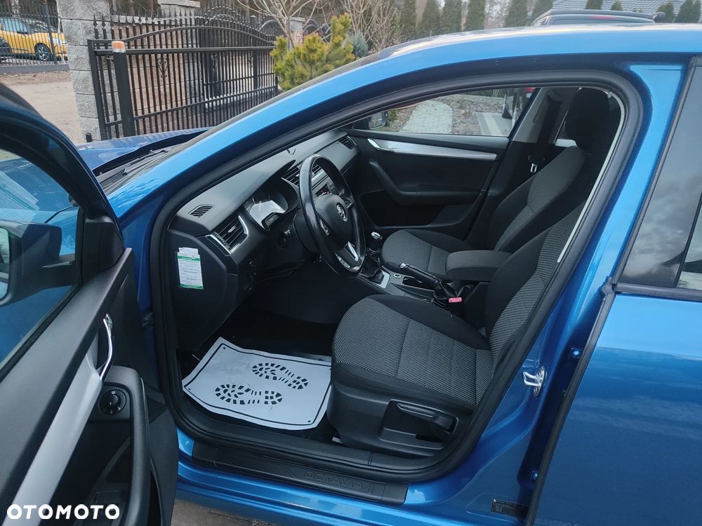 Skoda Octavia 1.4 TSI Ambition - 14