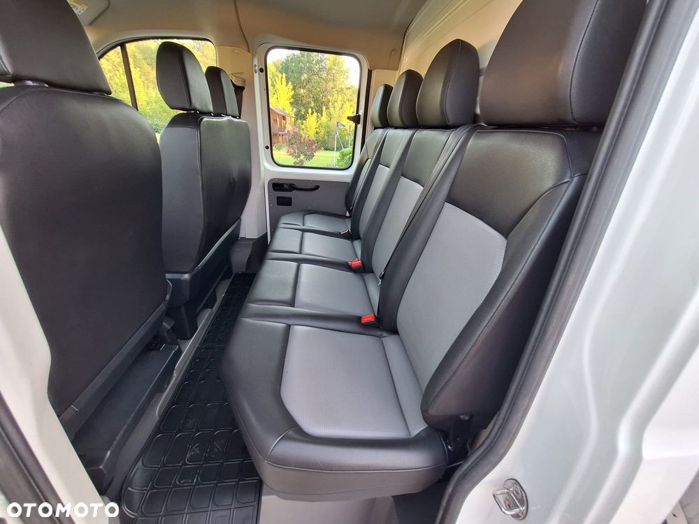 Volkswagen CRAFTER - 15