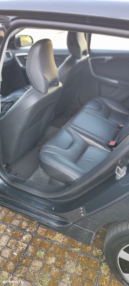 Volvo V60 - 18