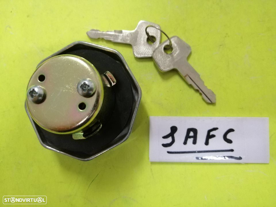 Tampa combustível Mitsubishi L200 L300 e Canter Fe331 Fe444 - 2