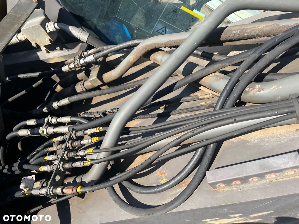 Volvo EC 250 DL - 17