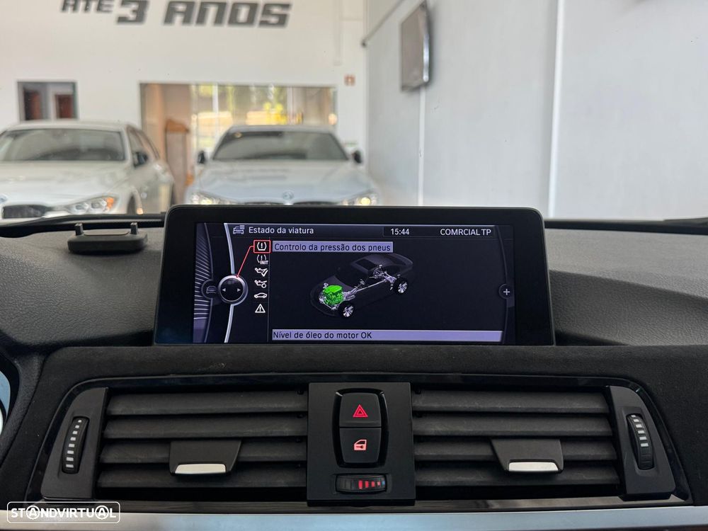 BMW 328 i Auto Pack M - 26