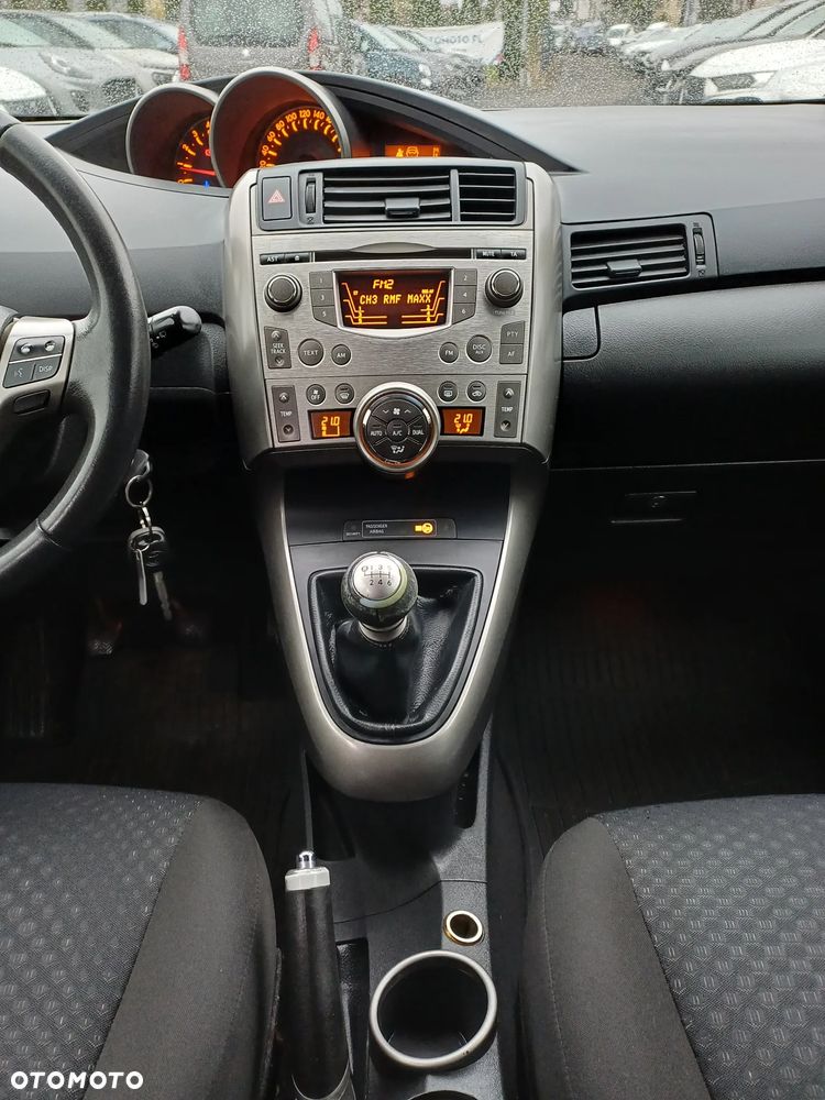 Toyota Verso 2.0 D-4D 2010 7os - 23