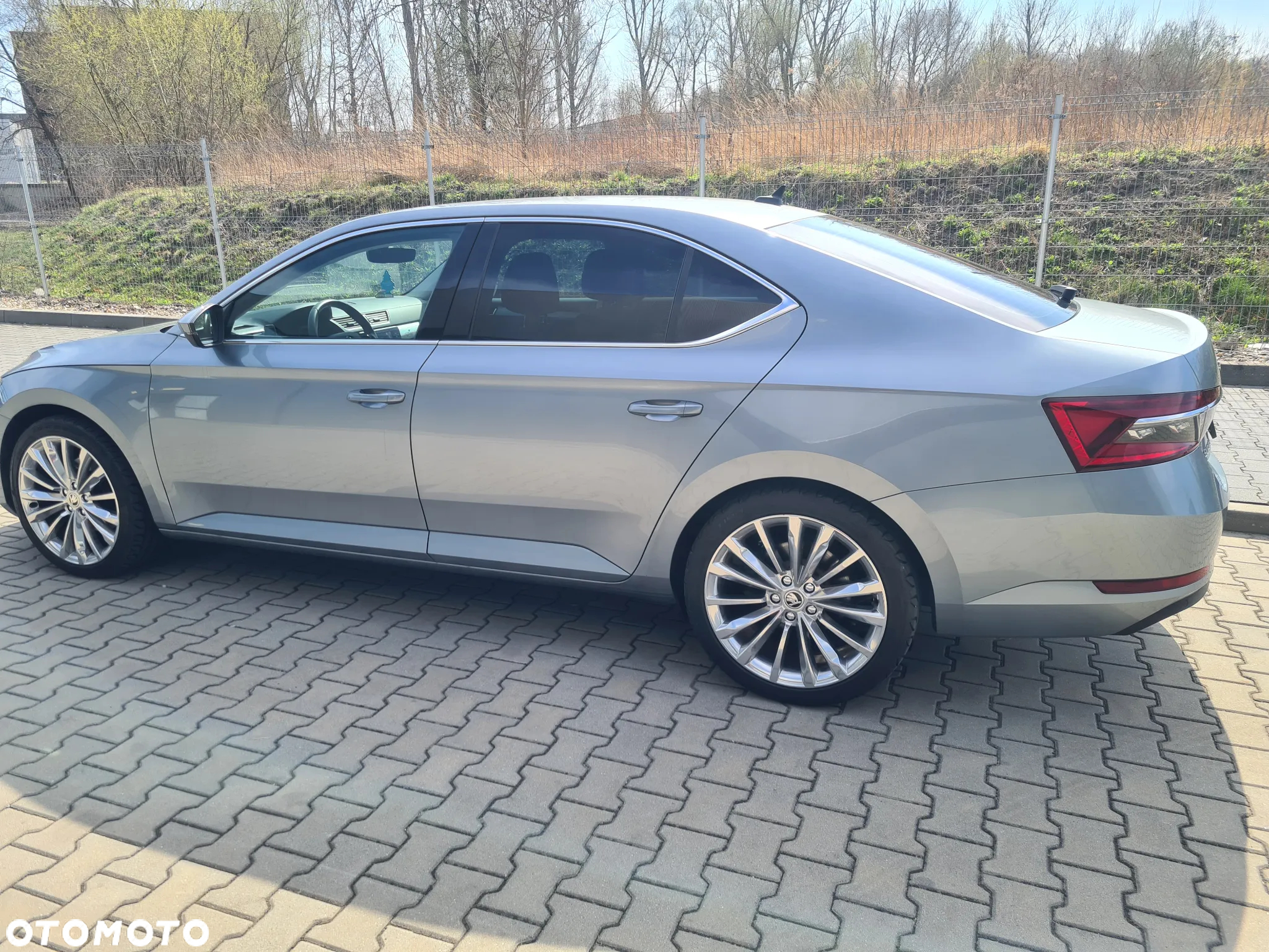 Skoda Superb 1.5 TSI Ambition - 4