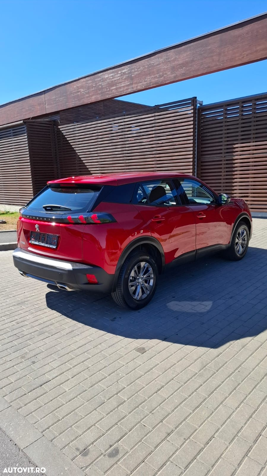 Peugeot 2008 1.2 PureTech EAT8 STT Active Pack - 11