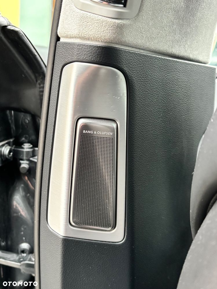 Audi S8 Standard - 17