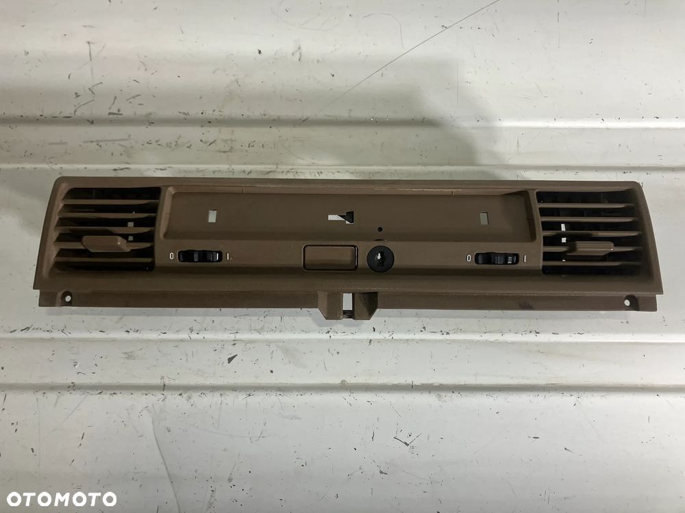 SCHOWEK PASAŻERA BMW E36 COUPE CABRIO BEŻOWY BEIGE LIFT KRATKI NAWIEWU KRATKA 8162022 8153013 - 5
