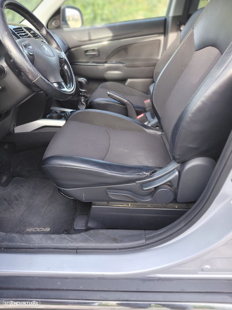 Peugeot 4008 HDI FAP 115 Stop & Start Allure - 6