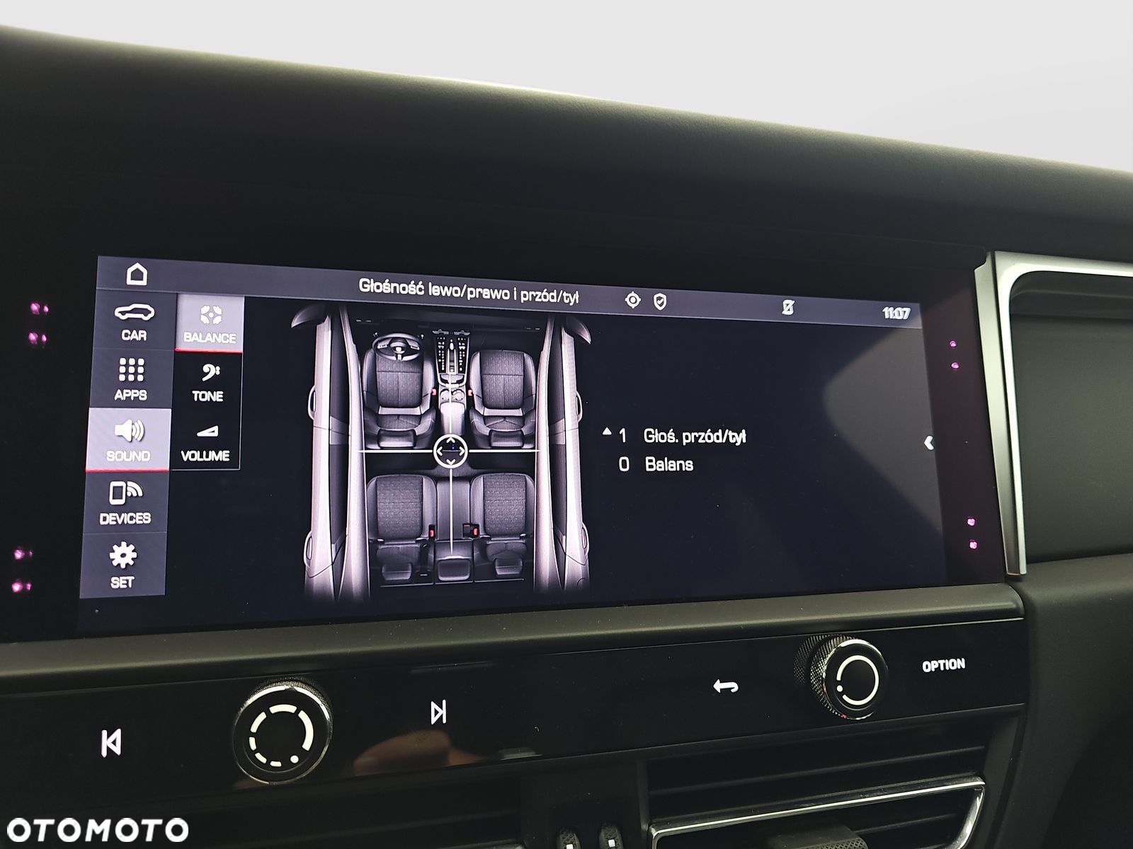 Porsche Macan T - 34