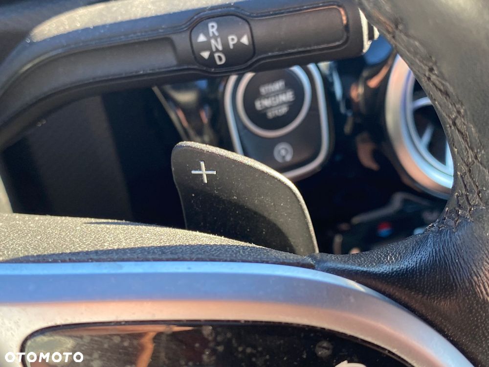 Mercedes-Benz Klasa A 220 4Matic 7G-DCT - 20