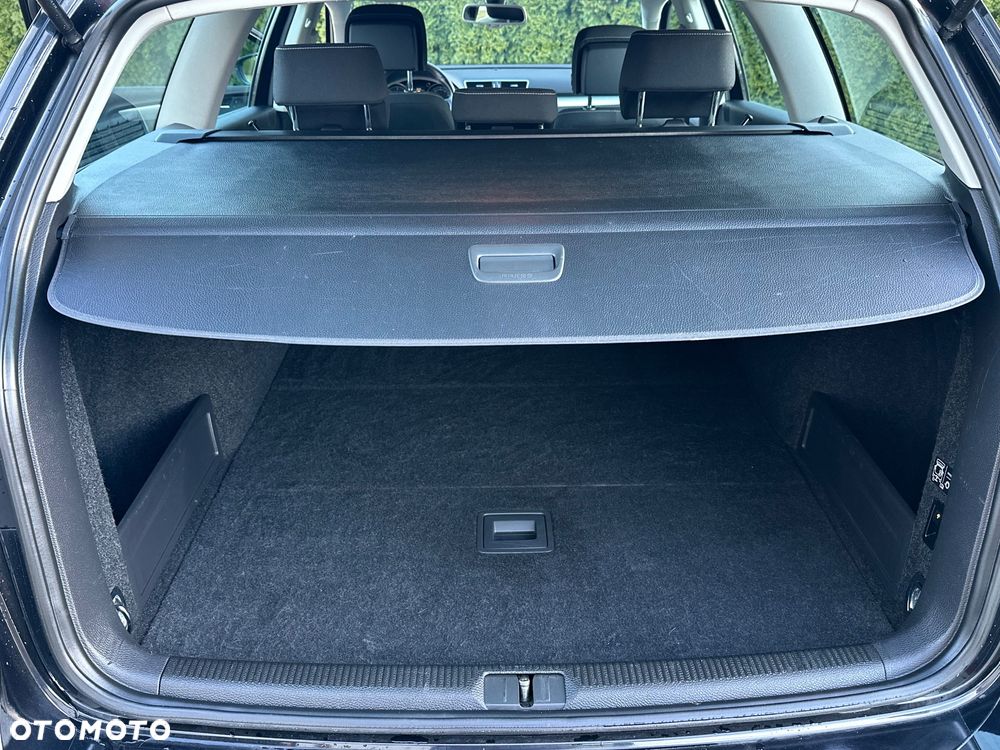 Volkswagen Passat 2.0 TDI DPF Highline - 36